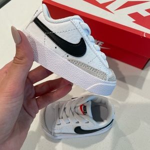 Never worn // nike sneakers